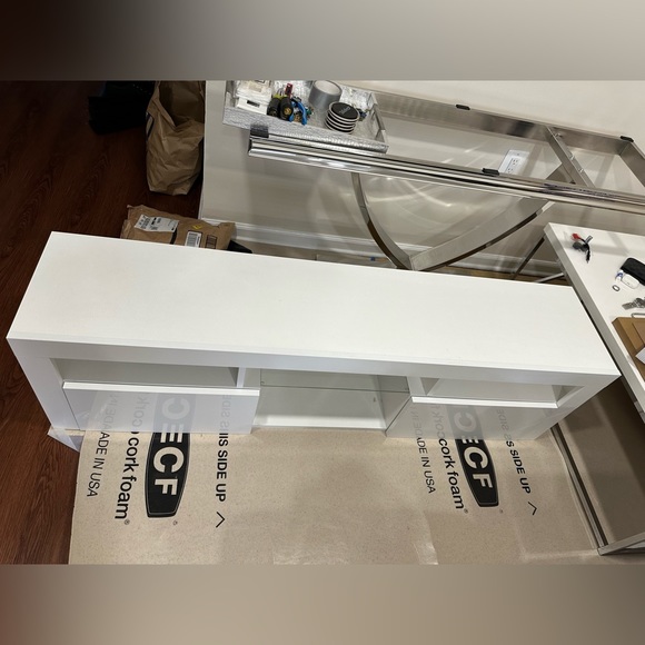 NEW WHITE TV STAND WITH SHELVES & DOORS FOR STORAGE - Picture 3 of 3